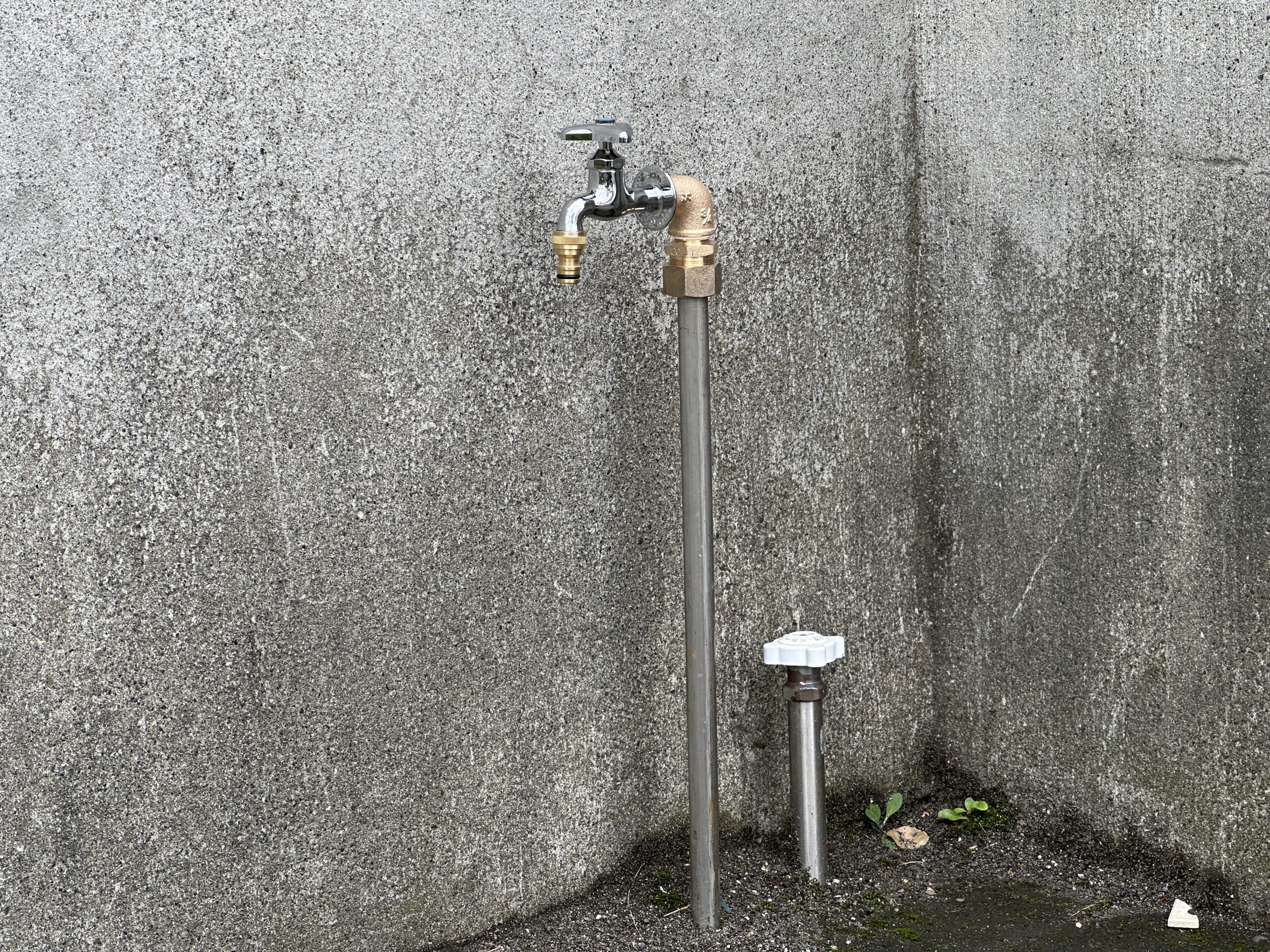 散水栓の蛇口を交換しました🚰